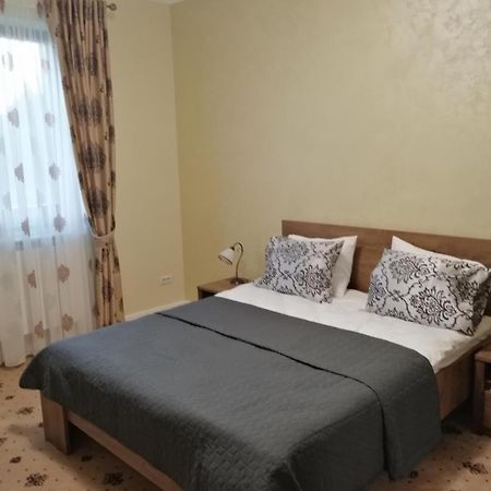 Agropensiunea Ozon Piatra Neamţ Esterno foto