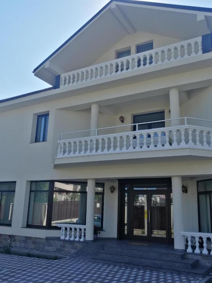 Agropensiunea Ozon Piatra Neamţ Esterno foto