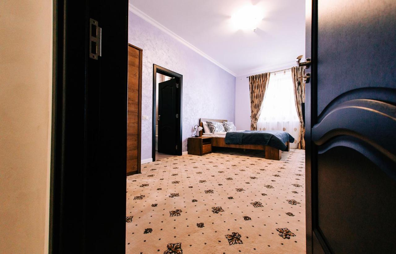Agropensiunea Ozon Piatra Neamţ Esterno foto